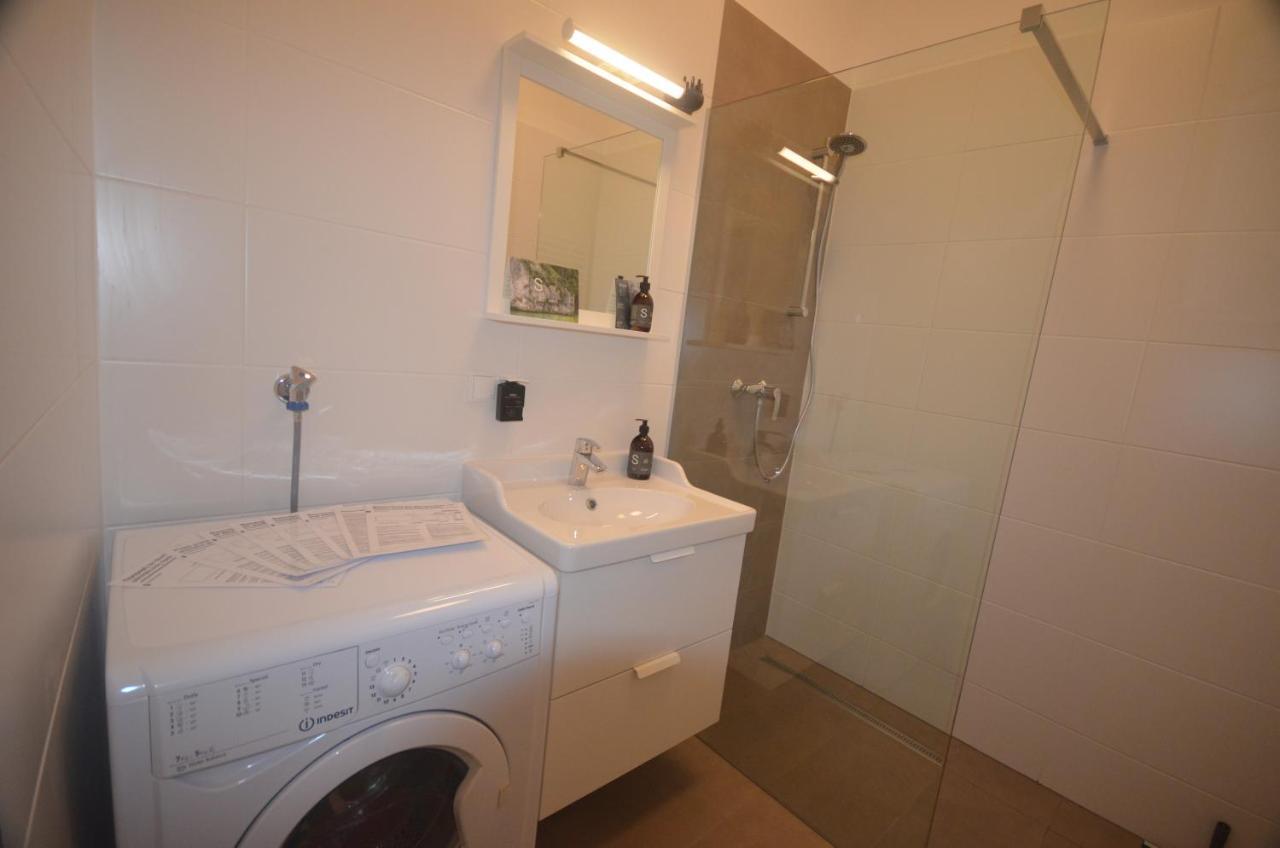 Charmante Altbauapartments Apostelgasse Wina Bagian luar foto