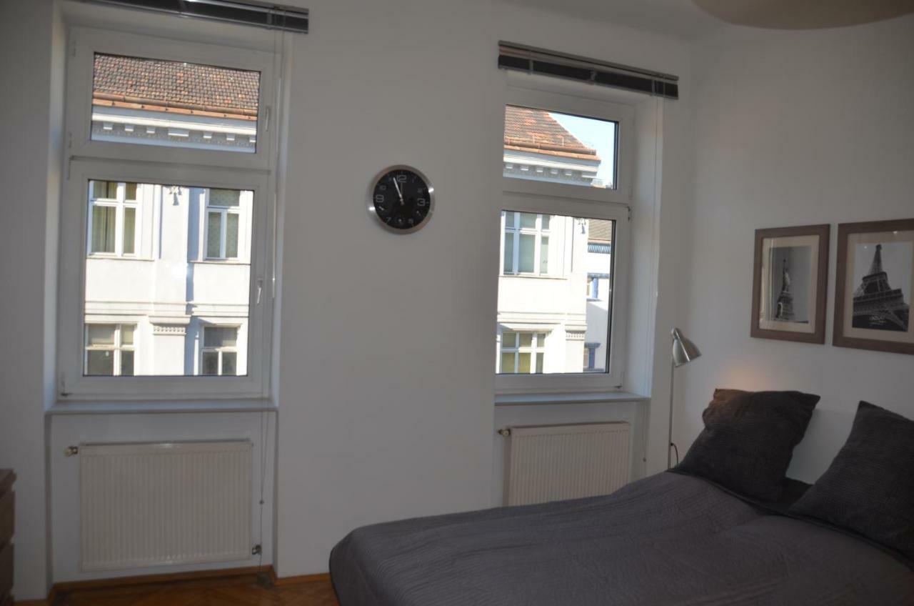 Charmante Altbauapartments Apostelgasse Wina Bagian luar foto