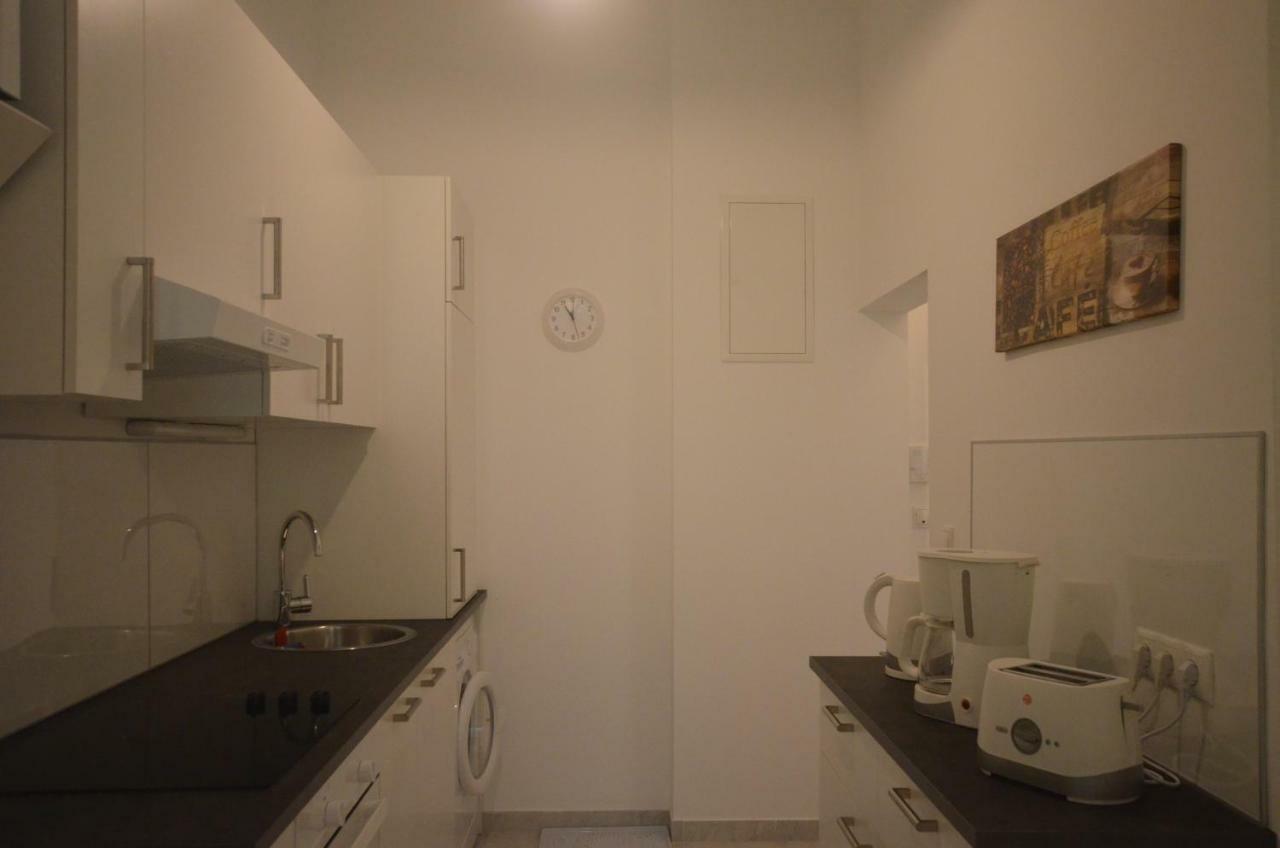 Charmante Altbauapartments Apostelgasse Wina Bagian luar foto