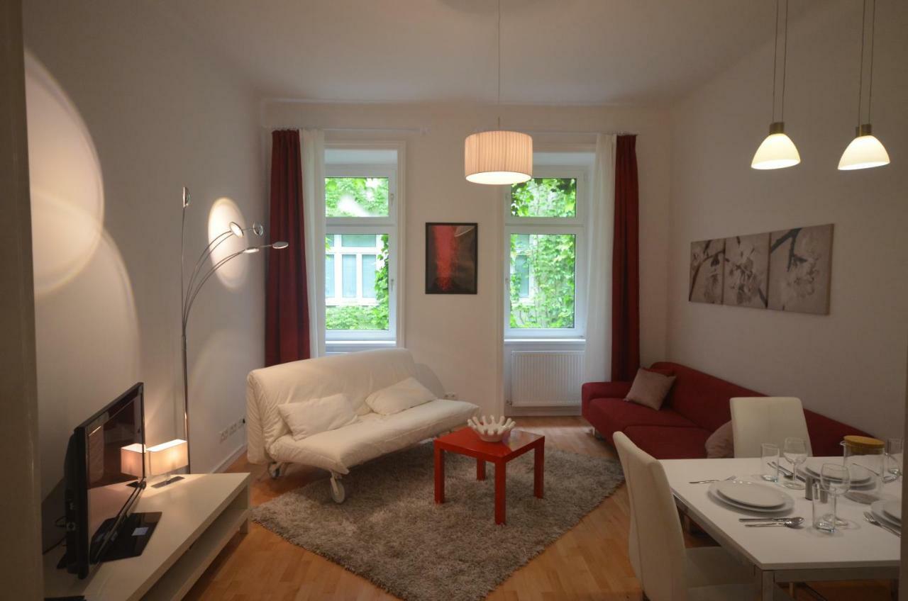 Charmante Altbauapartments Apostelgasse Wina Bagian luar foto