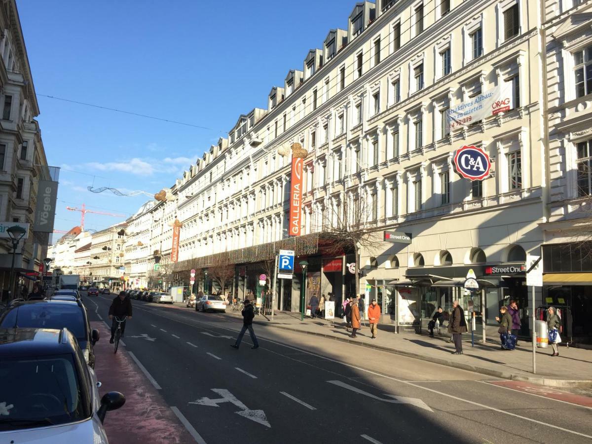 Charmante Altbauapartments Apostelgasse Wina Bagian luar foto